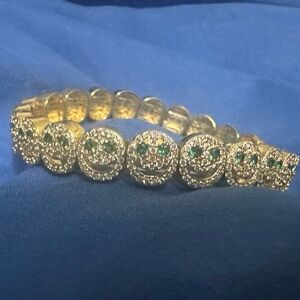 Lisa Gozlan - the happy face bracelet - pave